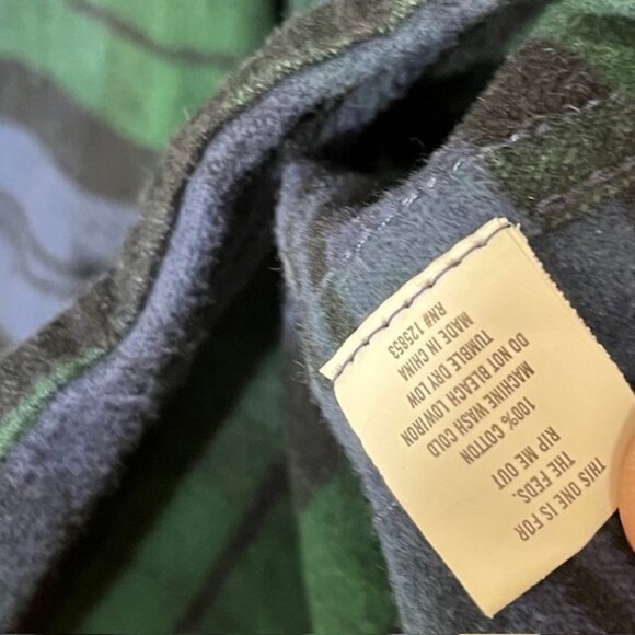 Taylor Stitch Flannel Shirt Mens 40 Medium Green Blue Plaid Button Up - Picture 4 of 5